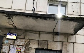 Восстановление наружного освещения на входных группах дома по адресу ул. Героев Хасана, 157